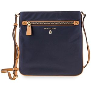 DESCRIPTION: NEW in packaging:
Blue Michael Kors Kelsey Cross-body bag